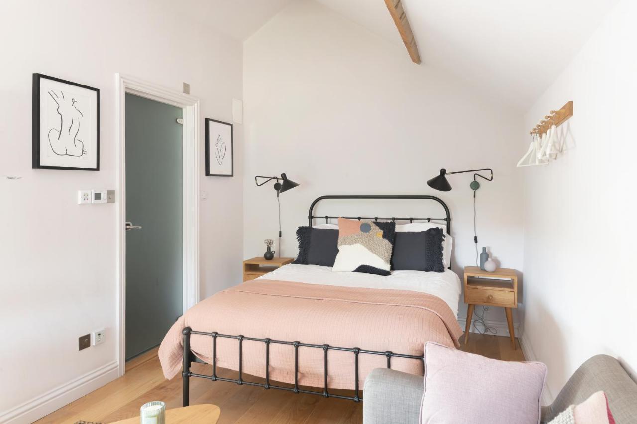 The Hayloft By Black Door Stays Bath Esterno foto