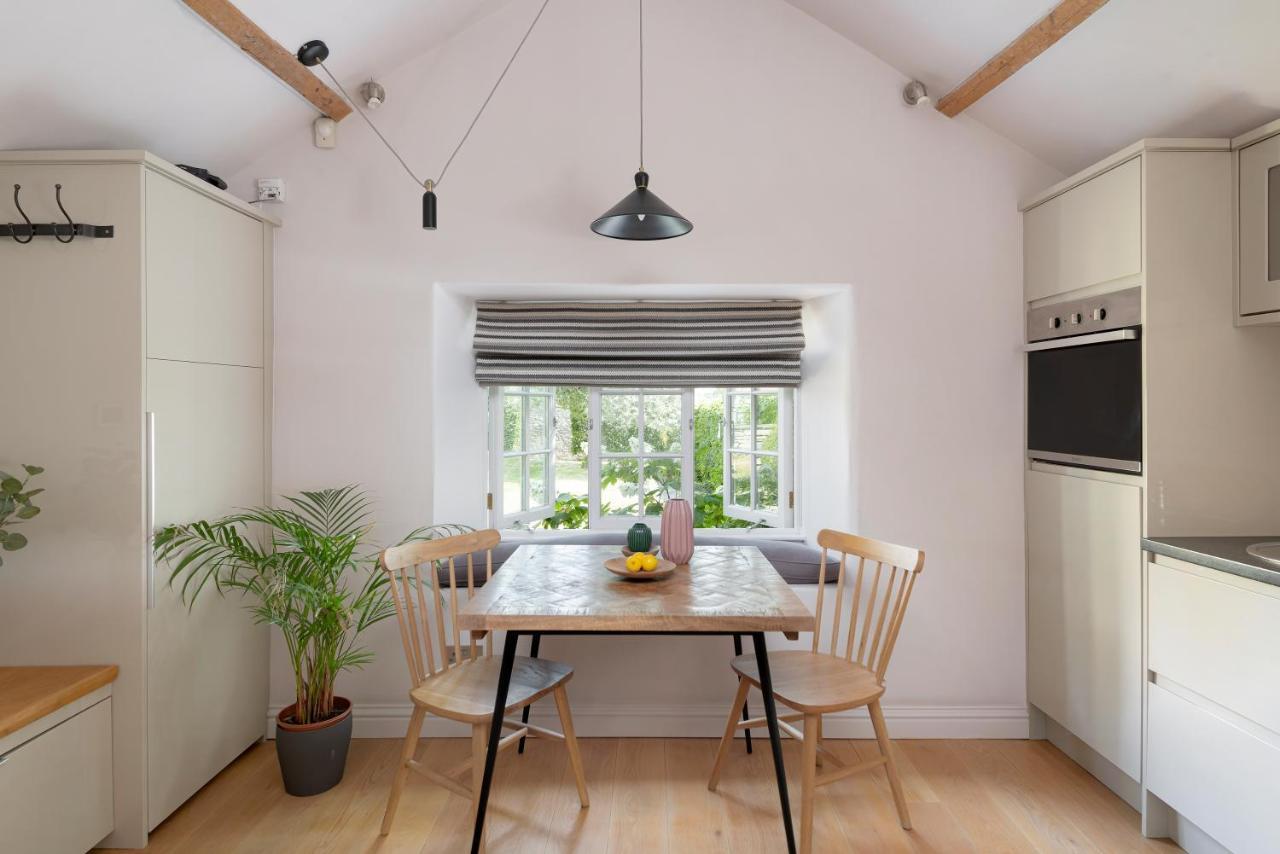The Hayloft By Black Door Stays Bath Esterno foto