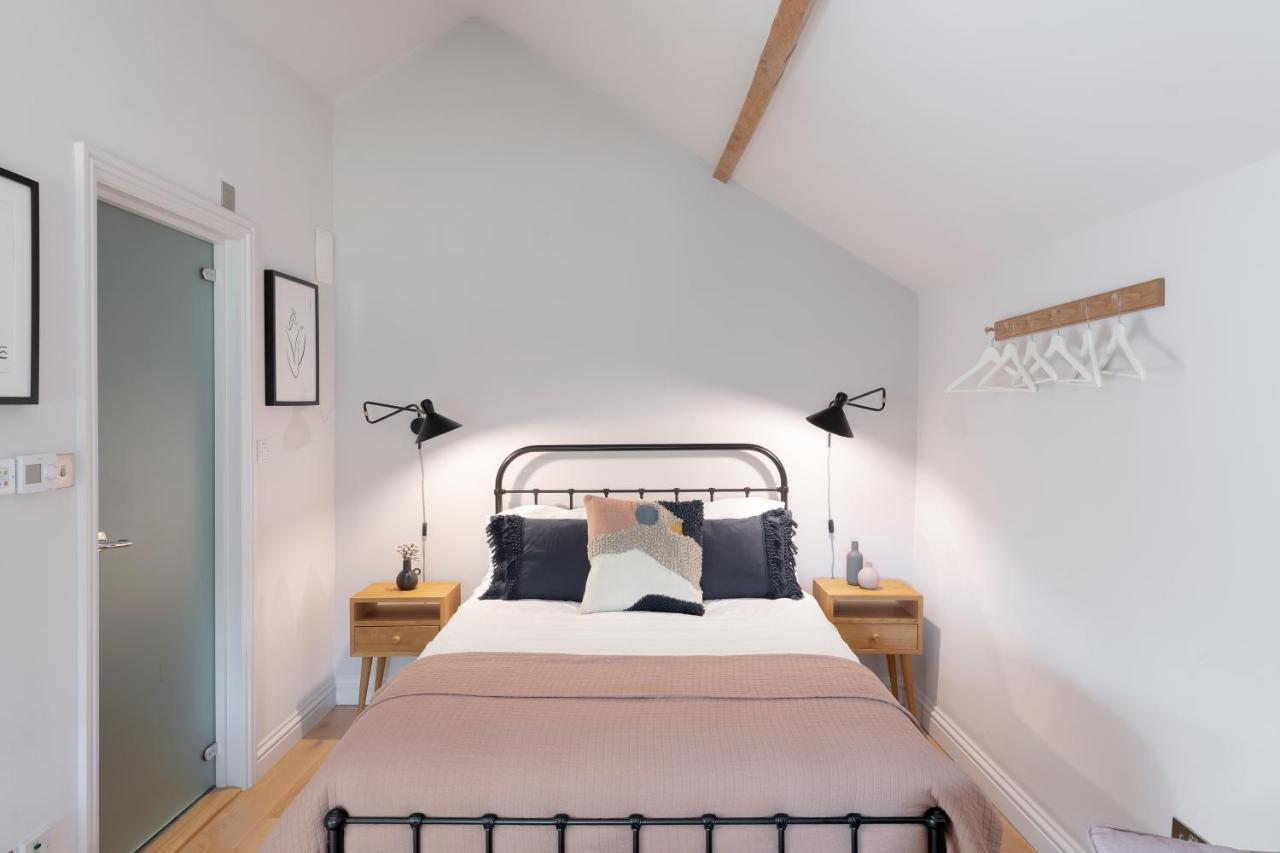 The Hayloft By Black Door Stays Bath Esterno foto